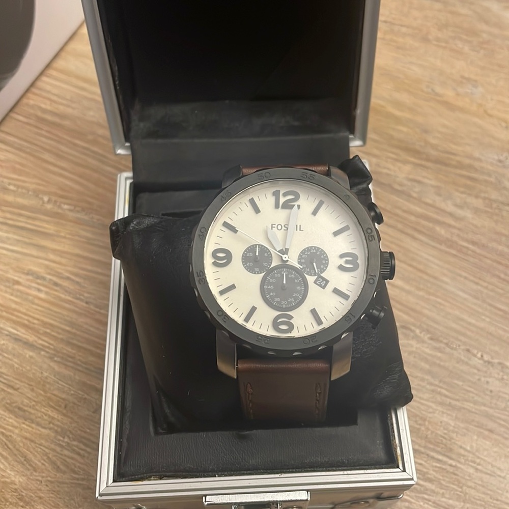 Fossil watch
